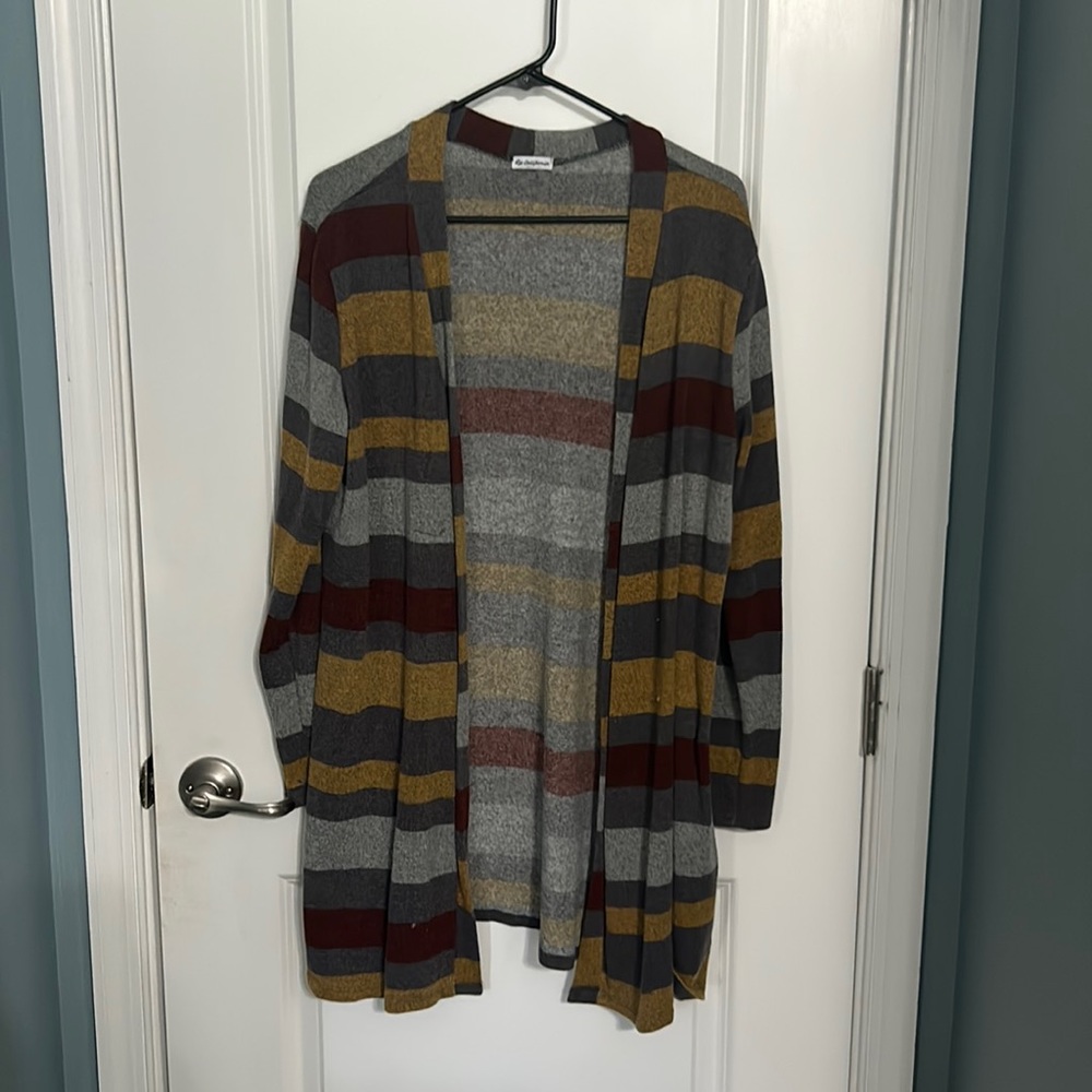 Midweight womans open cardigan